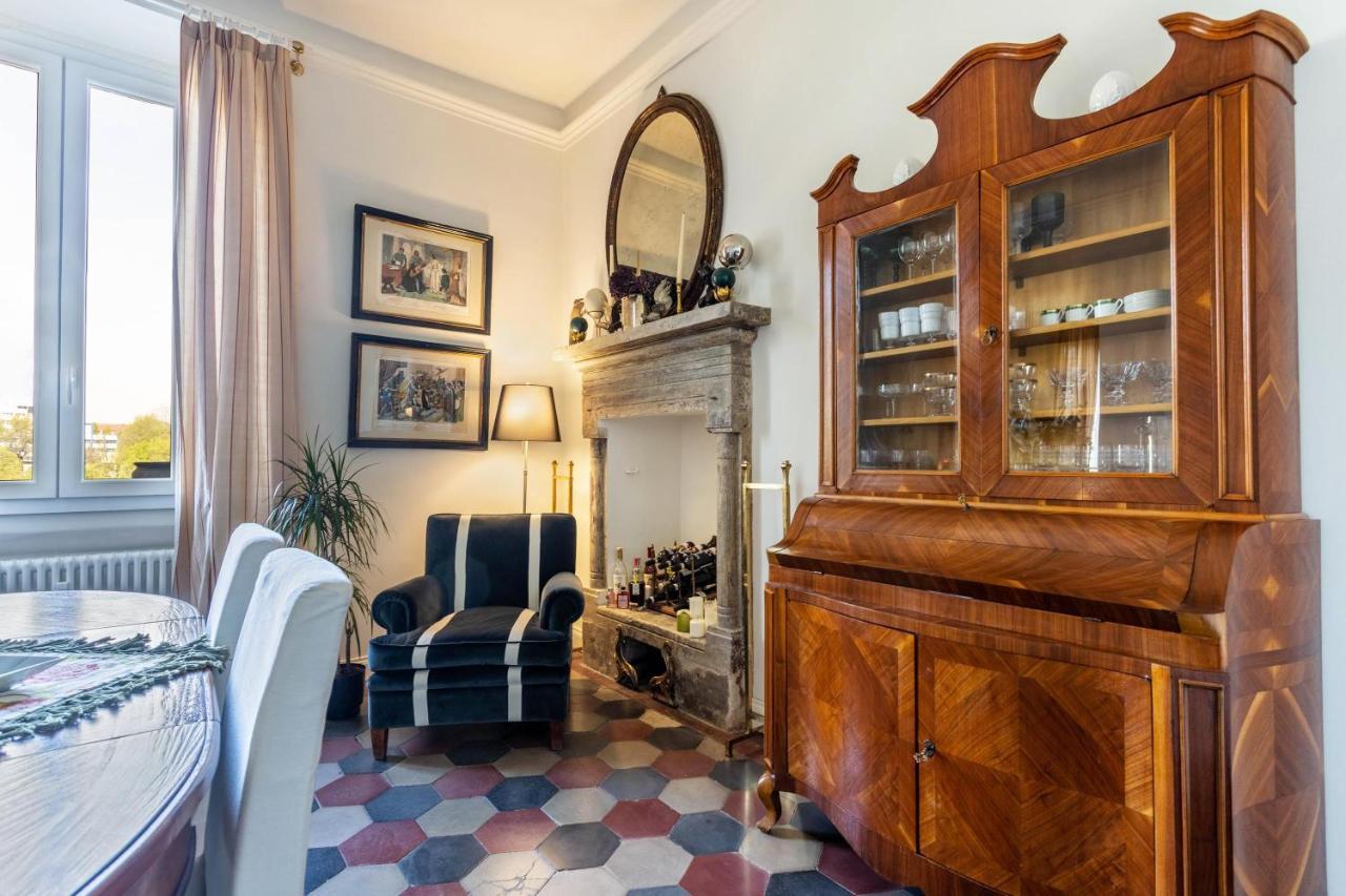 The Place To Be Apartment *